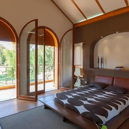 Private Pool And Jacuzzi By Galantevasques *