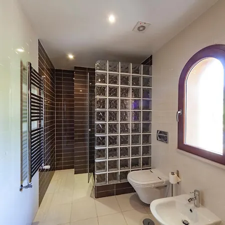 Private Pool And Jacuzzi By Galantevasques 别墅 *